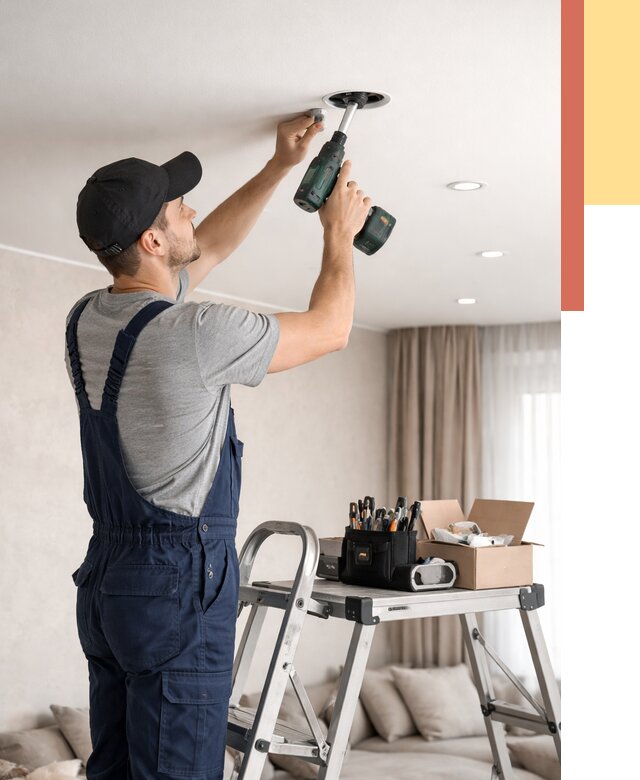 Установка и монтаж точечных светильников в натяжной потолок в Гулькевичах от 1867 руб. | ОТДЕЛОЧНИК-Гль